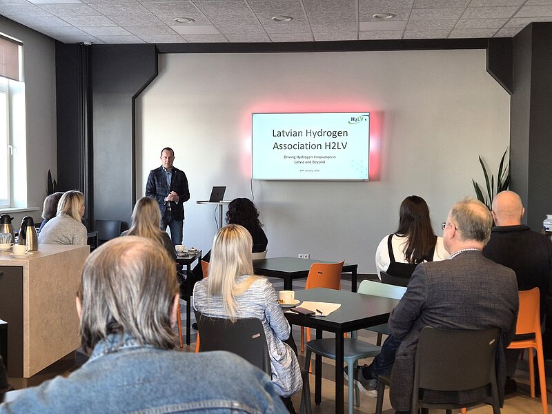 2026. gada Zinātnieku brokastu sēriju ievada ūdeņraža tehnoloģijas  