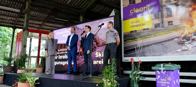 LU CFI eksperti "Uzmanību – deg!" kampaņā par pareizu atbrīvošanos no baterijām un elektroierīcēm