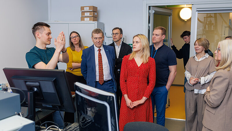 LAĶĪFA dalībnieki iepazīst LU CFI pētniecību