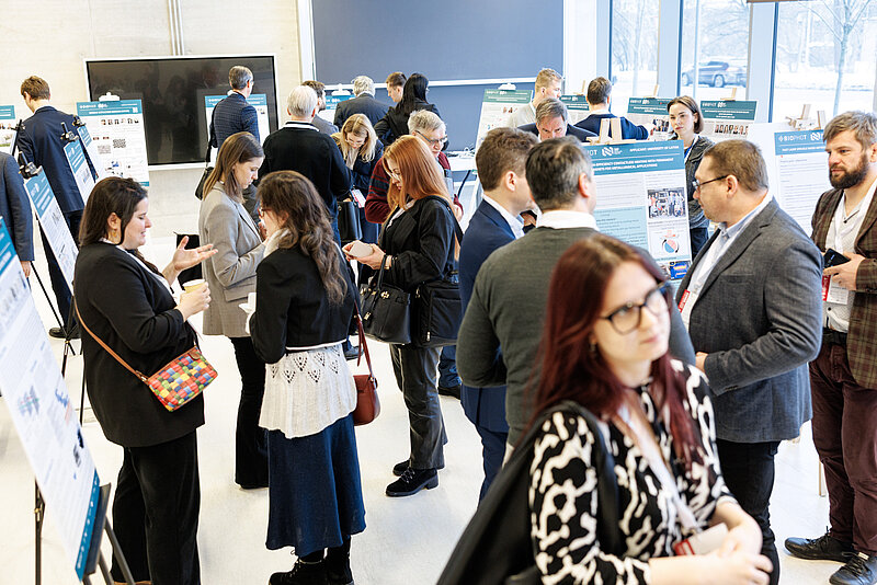 LU CFI pētnieku projekti BioPhoT Industrijas dienā 