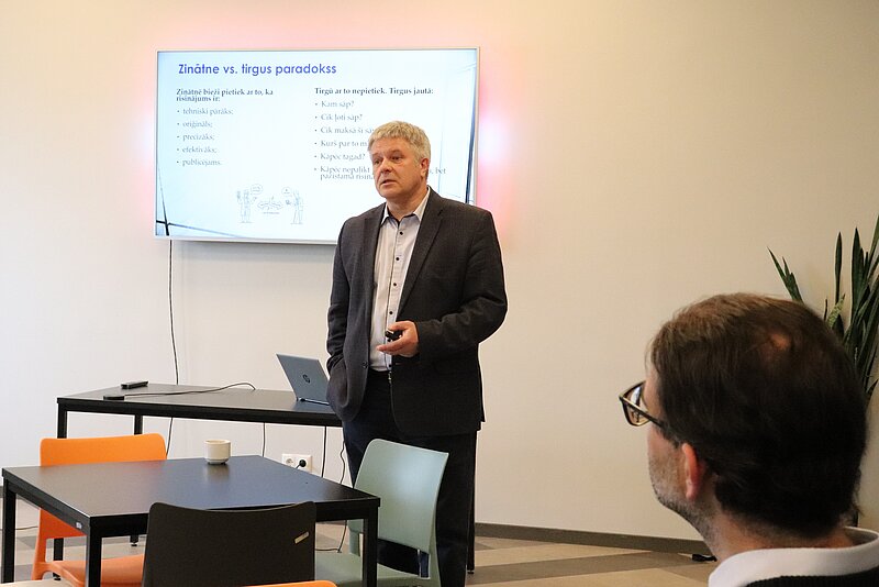 Scientists' Breakfast on Turning Research Results into Successful Business Models